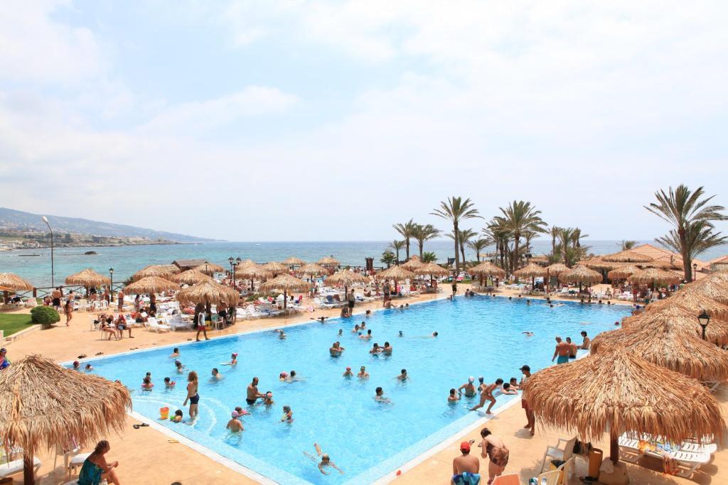 Sawary Beach Hotel Batroûn Exterior foto